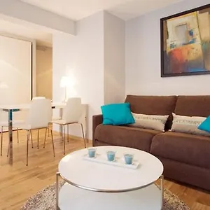 https://orsel-montmartre-sacre-coeur-apartment.fr-paris.fr